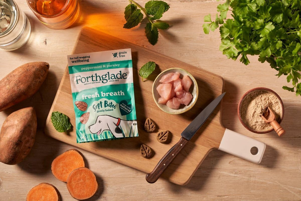 Natural Dog Treats (8 X 90G Bags) - Hypoallergenic & Grain Free Dog Treats with Chicken, Peppermint & Parsley, Fresh Breath Soft Bites, Resealable Bags